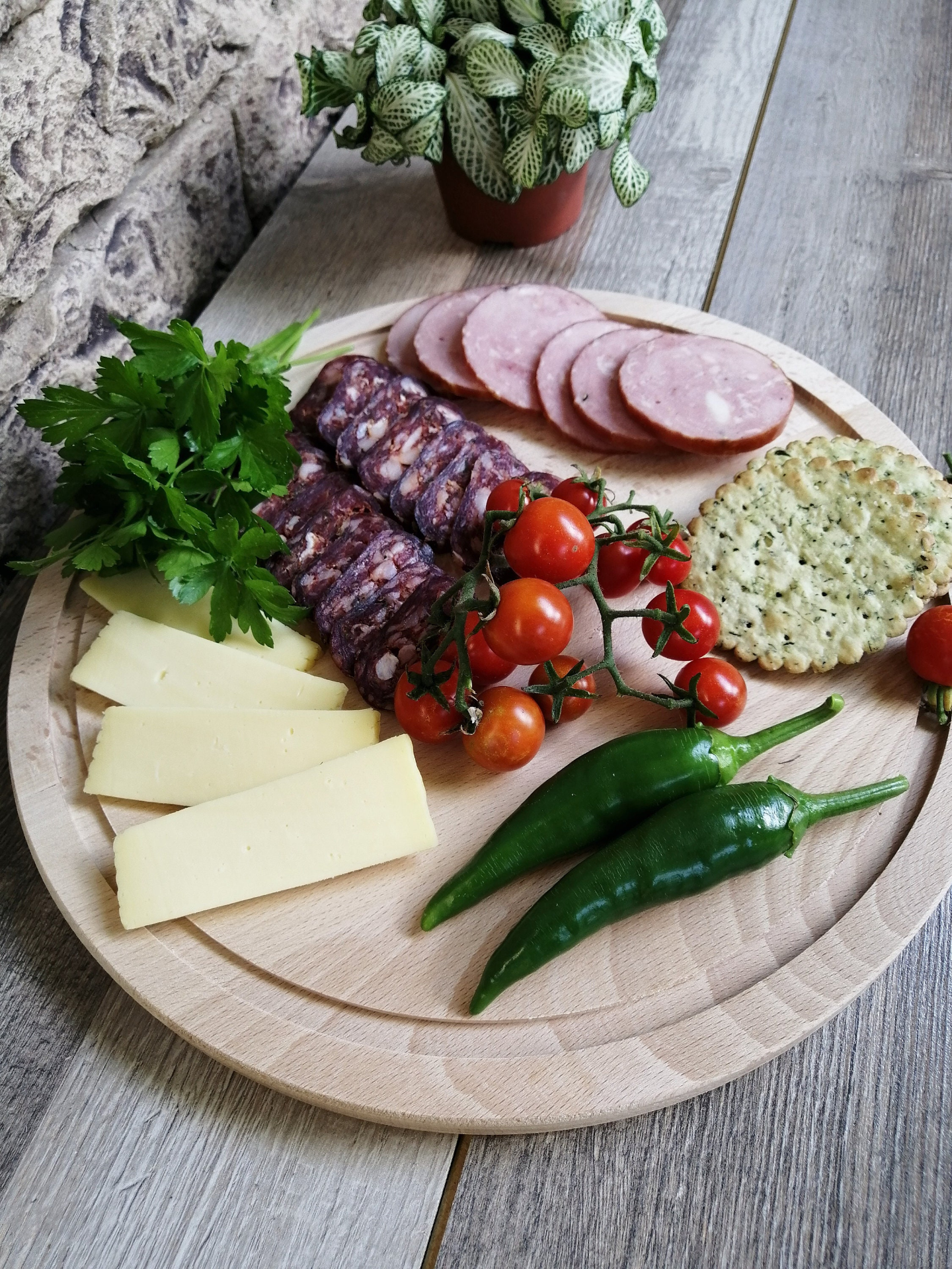 Round Charcuterie Board, Serving Cheese Platter, Wood Serving Tray