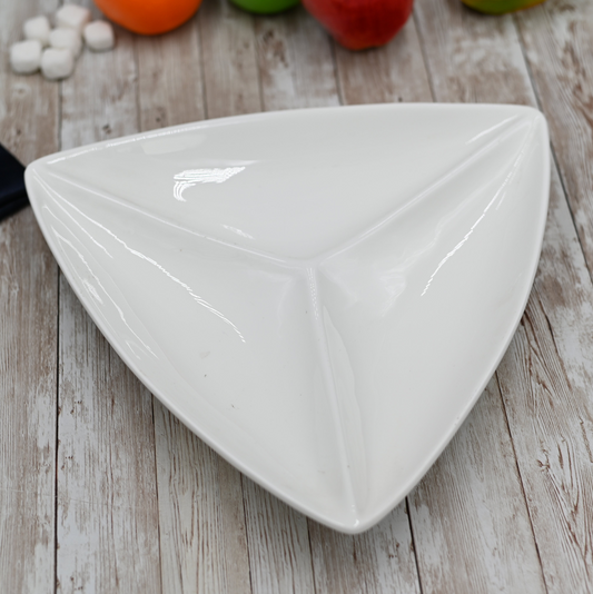 Wilmax [C *] Fine Porcelain Divided Triangular Dish 11.5" | 29 Cm WL-992586/A