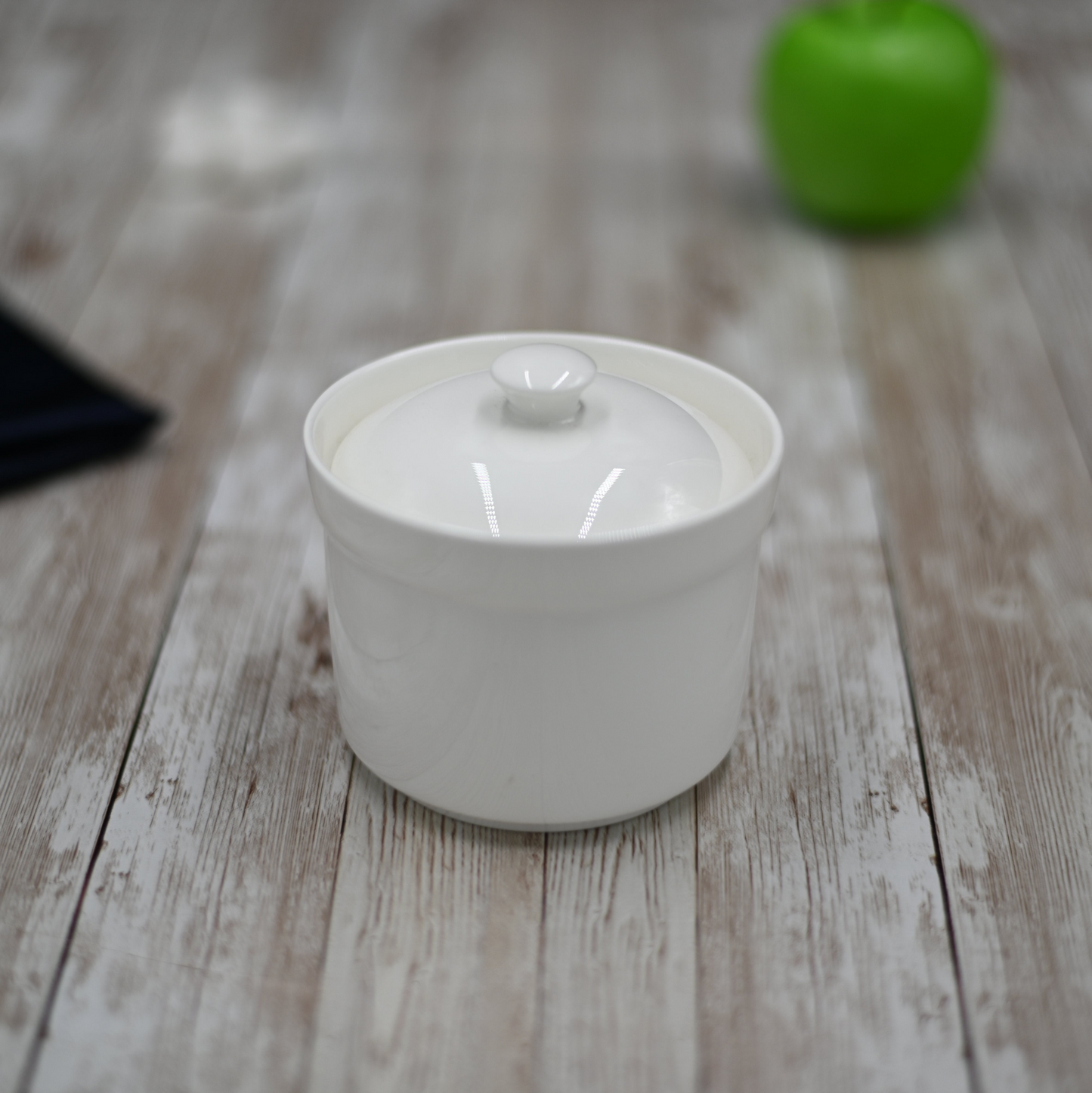 Wilmax [A] Fine Porcelain 4" | 10 Cm 8 Fl Oz | 250 Ml  Soup Cup With Lid WL-991183/A