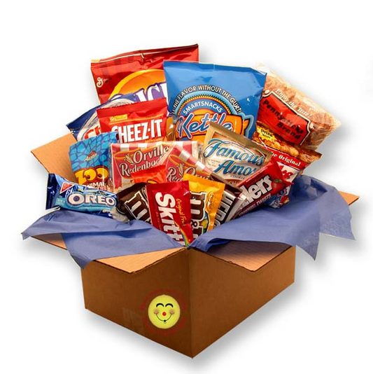 Snackdown Deluxe Snacks Care Package - Snack care package with candy and chocolate